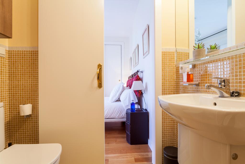 City Rooftop Paradise - Space Maison Apartments Seville Room photo